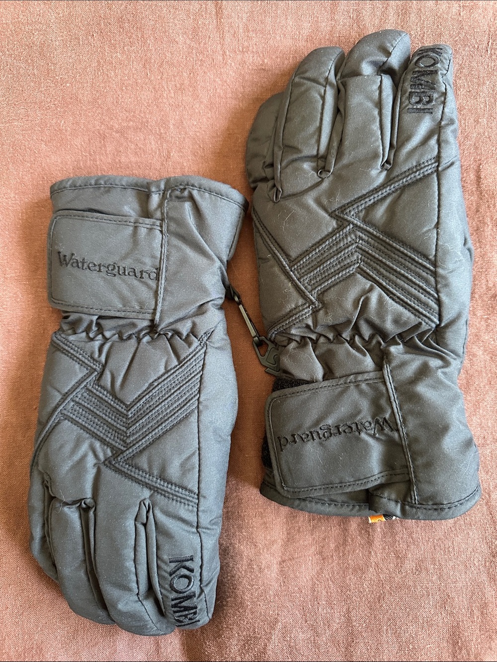 Kombi Waterguard Velcro Storm Cuff Black Insulated Warm Insulated Winter Gloves
